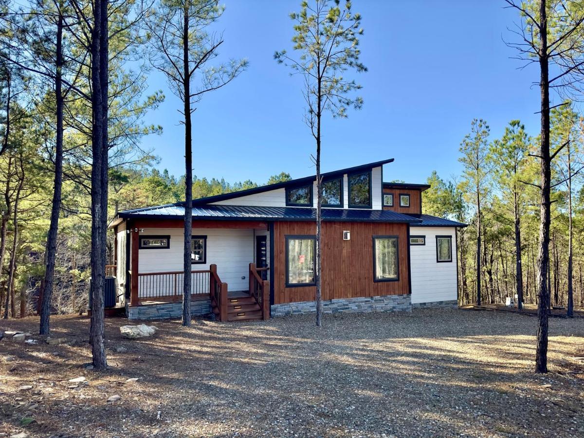 New Luxury Cabin, Hot Tub, Forest Views,Hotel Style Amenities Broken Bow Exterior photo